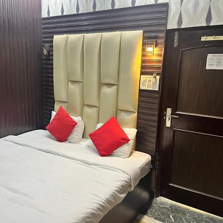 Jk Mahal Hotell Allāhābād Junction Exteriör bild